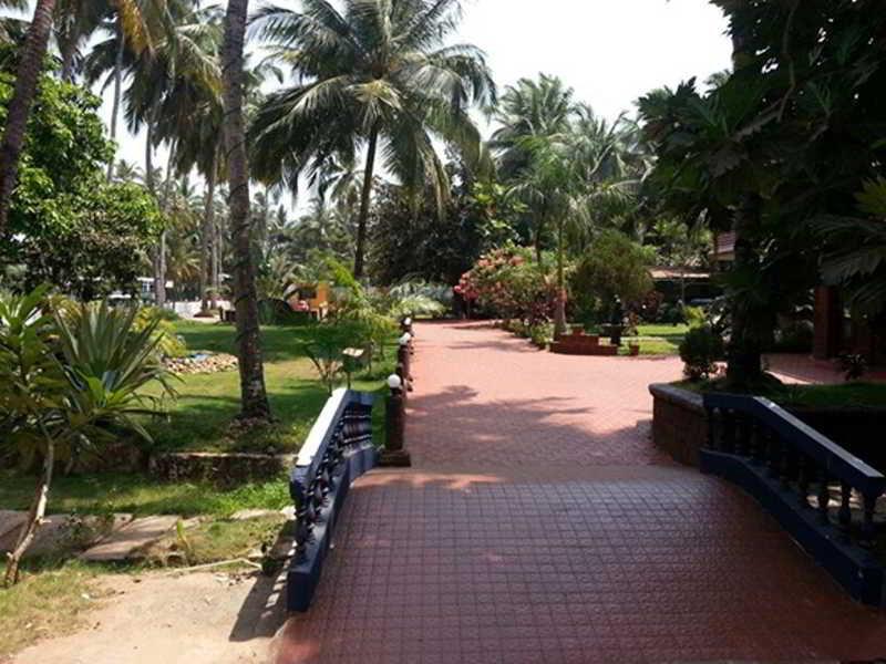 Palm Resort กาลังกูติ ภายนอก รูปภาพ